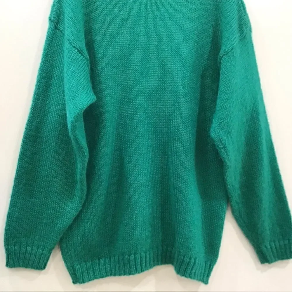 beautiful green